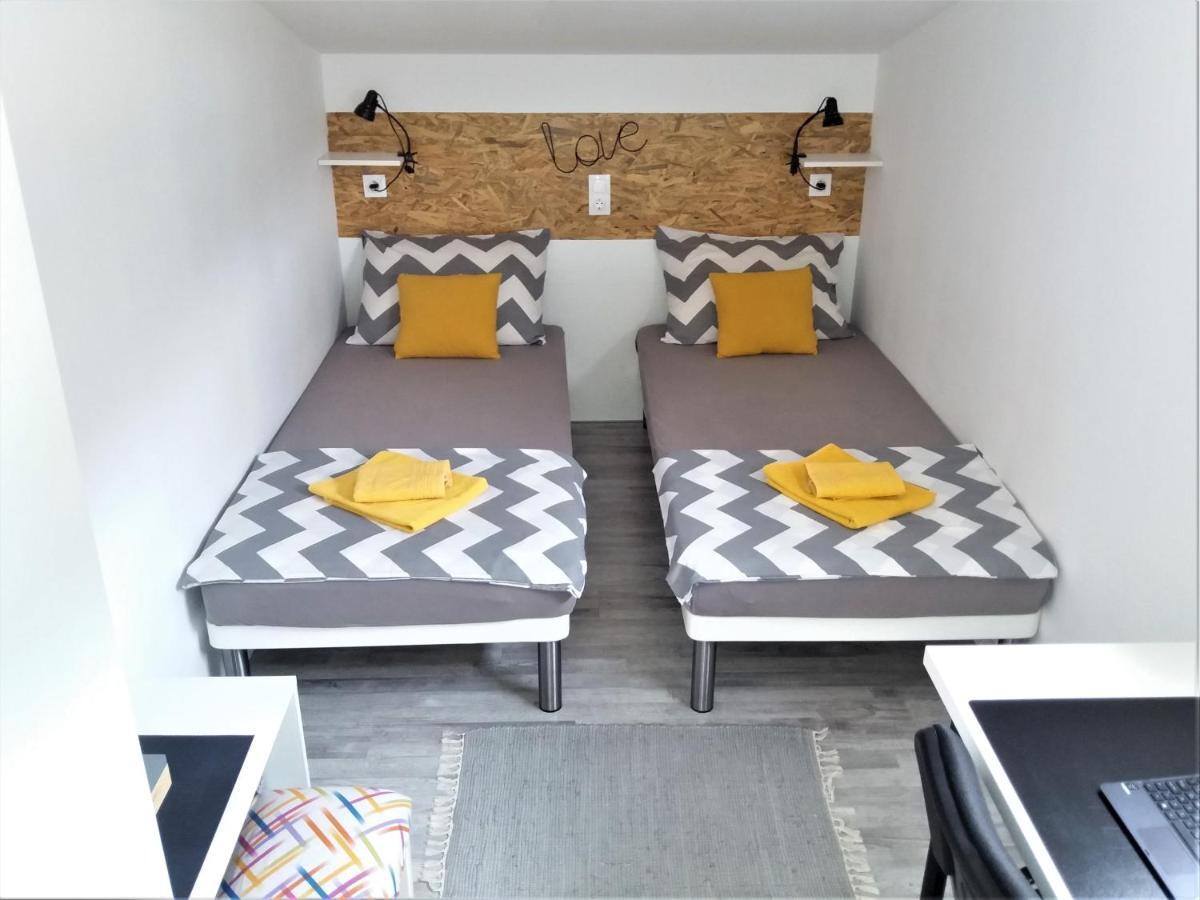 Apartman Luka Каштела Экстерьер фото