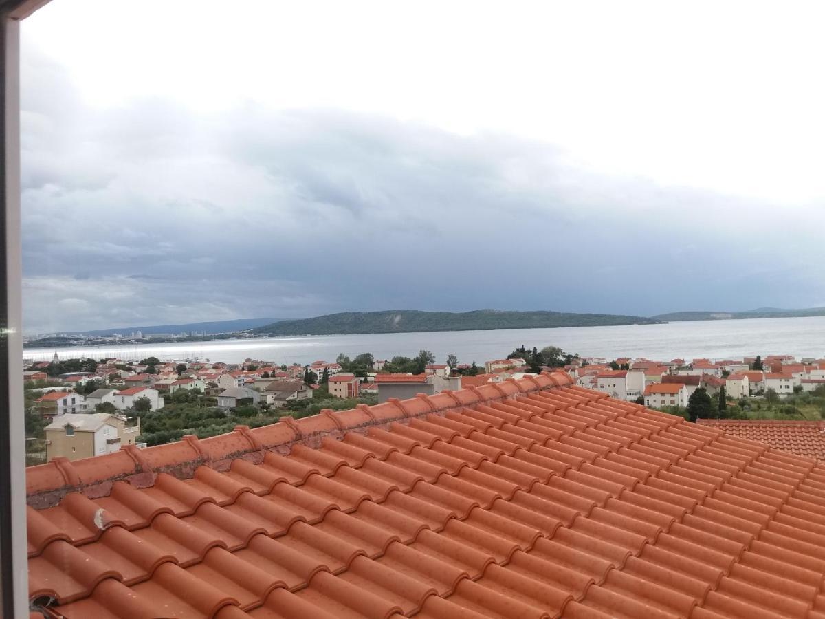 Apartman Luka Каштела Экстерьер фото