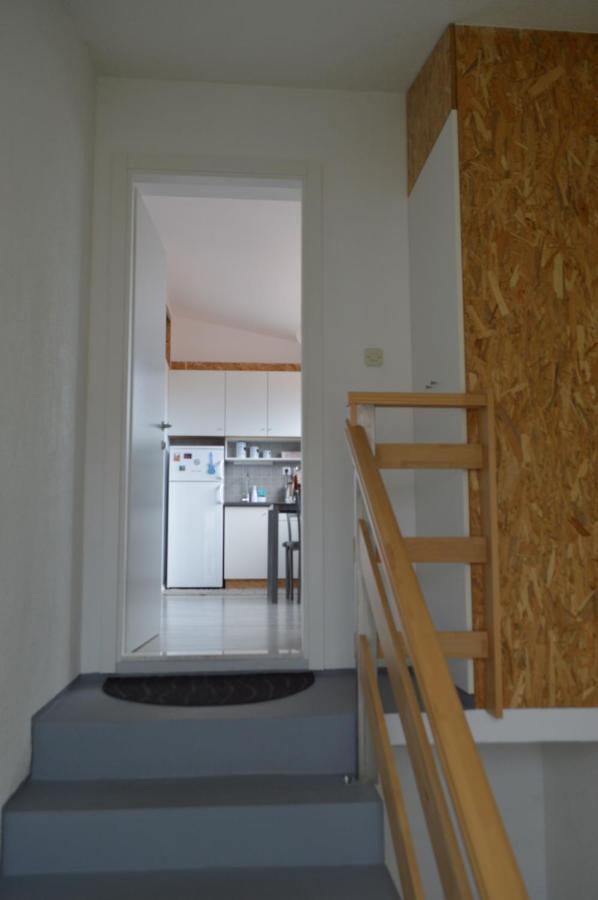 Apartman Luka Каштела Экстерьер фото