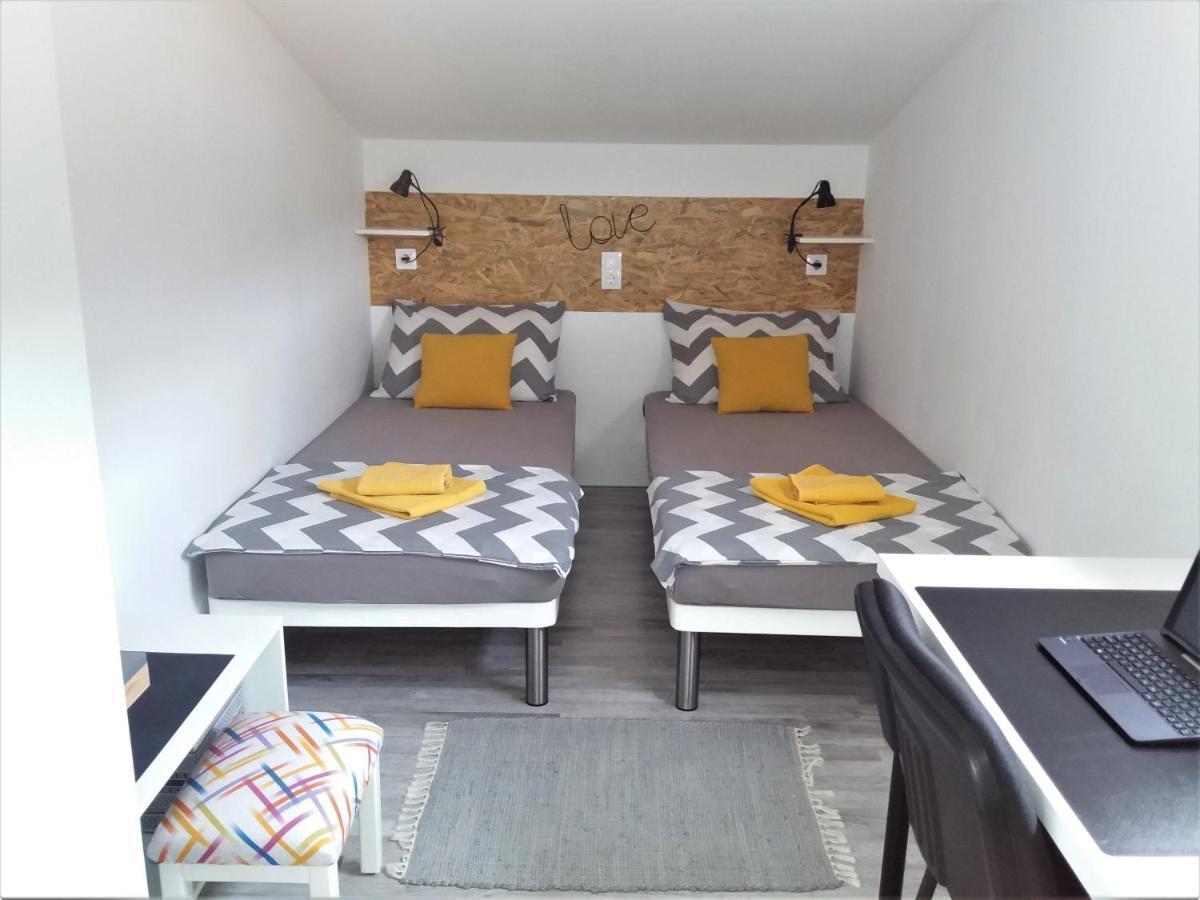 Apartman Luka Каштела Экстерьер фото